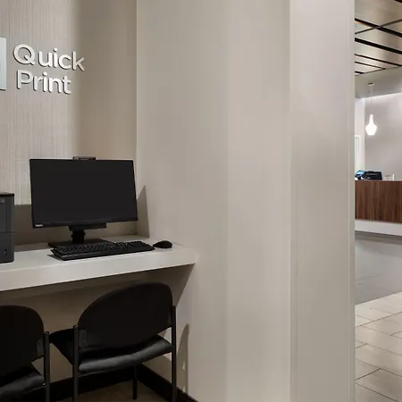 Courtyard By Marriott Seattle Seatac Airport-3